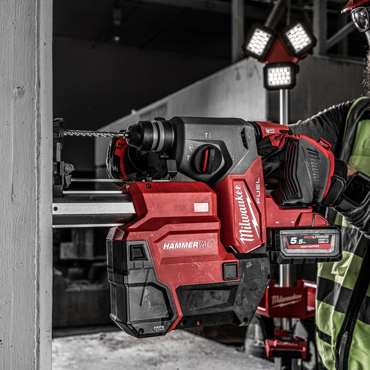 Milwaukee Dedicated Dust Extraction For M18 Fuel 26 mm SDS-Plus Hammers With Autopulse (Body only)